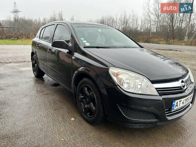 Черный Опель Астра, объемом двигателя 1.4 л и пробегом 220 тыс. км за 4350 $, фото 1 на Automoto.ua