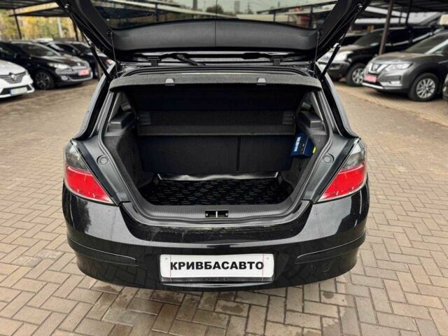 Опель Астра 2008 в Кривом Роге на Automoto.ua Черный Опель Астра, объемом двигателя 1.6 л и пробегом 197 тыс. км за 5700 $, фото 7 на Automoto.ua