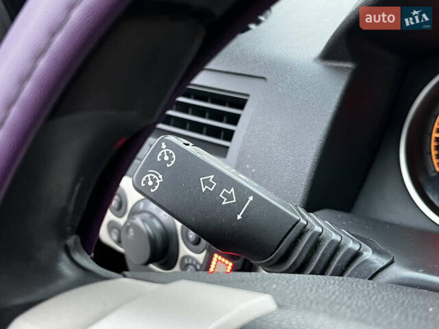 Опель Астра 2008 в Житомире на Automoto.ua Черный Опель Астра, объемом двигателя 1.6 л и пробегом 258 тыс. км за 4600 $, фото 19 на Automoto.ua