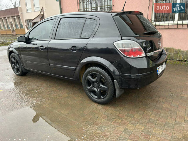 Черный Опель Астра, объемом двигателя 1.4 л и пробегом 220 тыс. км за 4350 $, фото 4 на Automoto.ua