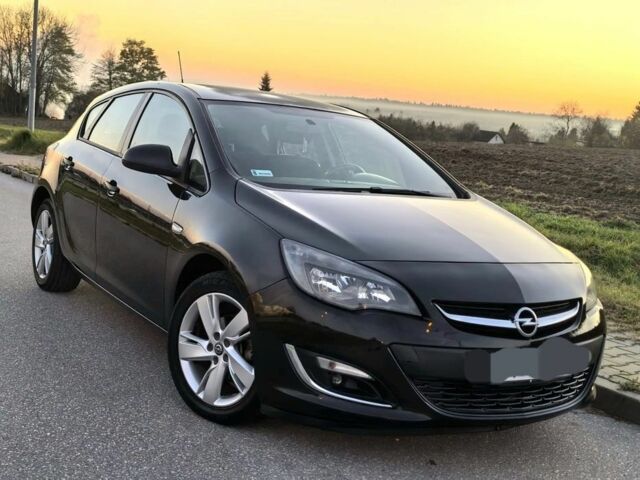 Чорний Опель Астра, об'ємом двигуна 1.6 л та пробігом 265 тис. км за 3200 $, фото 1 на Automoto.ua