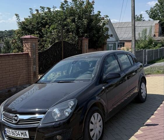 Опель Астра 2008 в Виннице на Automoto.ua Черный Опель Астра, объемом двигателя 1.6 л и пробегом 10 тыс. км за 6000 $, фото 1 на Automoto.ua