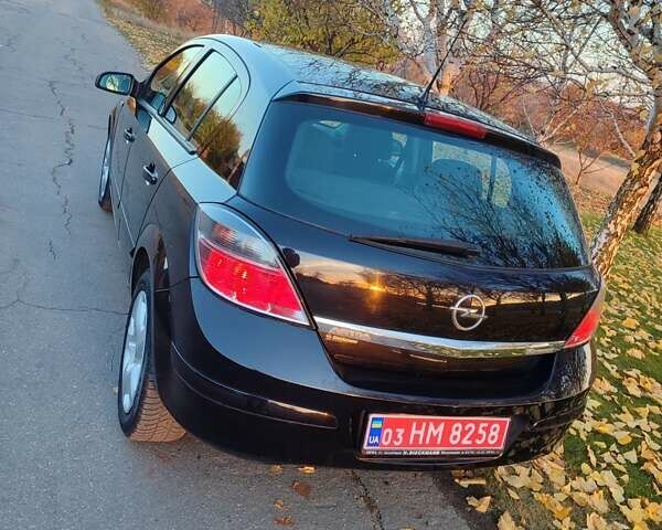 Чорний Опель Астра, об'ємом двигуна 1.6 л та пробігом 204 тис. км за 5350 $, фото 13 на Automoto.ua