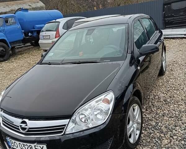 Чорний Опель Астра, об'ємом двигуна 1.69 л та пробігом 350 тис. км за 4700 $, фото 1 на Automoto.ua