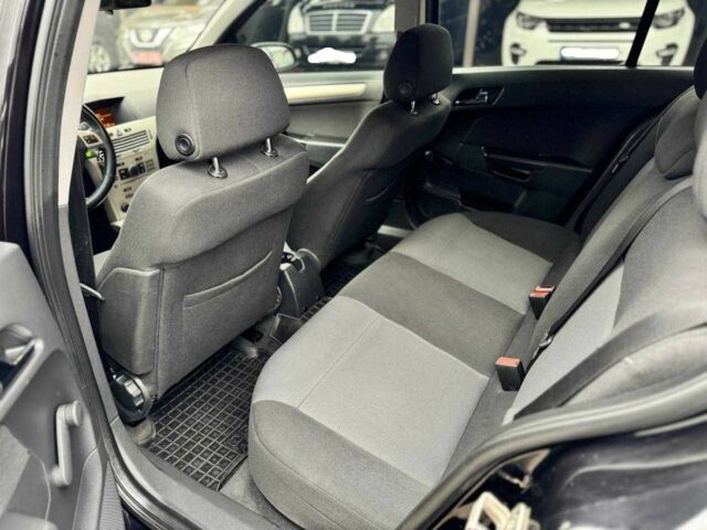 Опель Астра 2008 в Кривом Роге на Automoto.ua Черный Опель Астра, объемом двигателя 1.6 л и пробегом 197 тыс. км за 5700 $, фото 13 на Automoto.ua