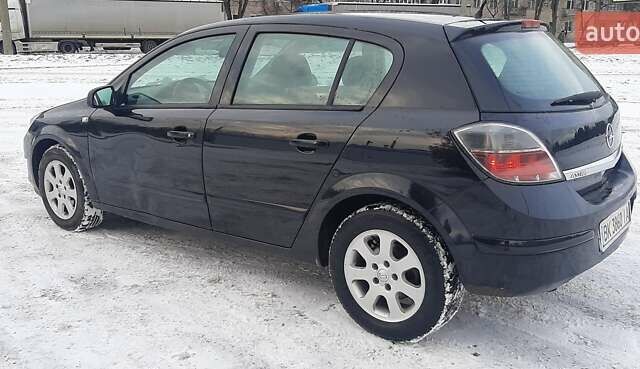 Чорний Опель Астра, об'ємом двигуна 1.6 л та пробігом 220 тис. км за 4800 $, фото 7 на Automoto.ua