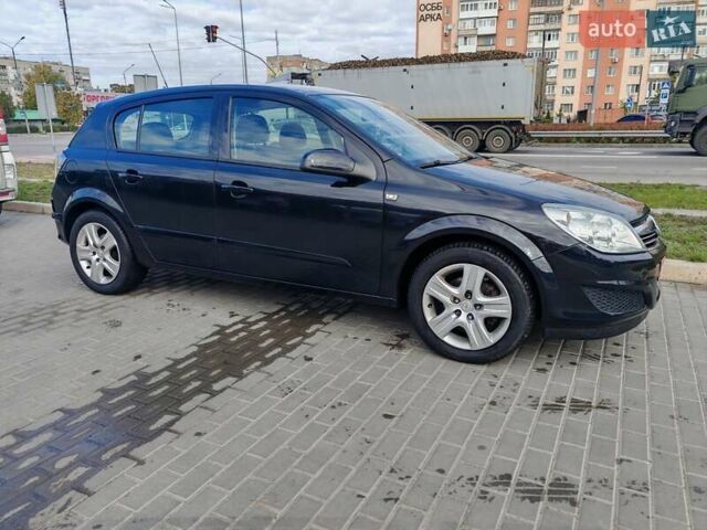 Черный Опель Астра, объемом двигателя 1.6 л и пробегом 194 тыс. км за 5300 $, фото 15 на Automoto.ua