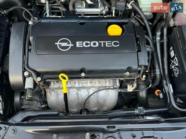 Черный Опель Астра, объемом двигателя 1.8 л и пробегом 233 тыс. км за 6500 $, фото 28 на Automoto.ua