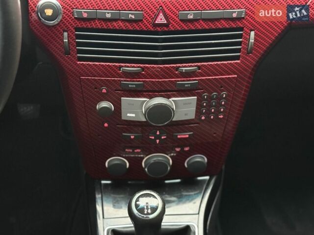 Чорний Опель Астра, об'ємом двигуна 1.8 л та пробігом 220 тис. км за 3950 $, фото 43 на Automoto.ua