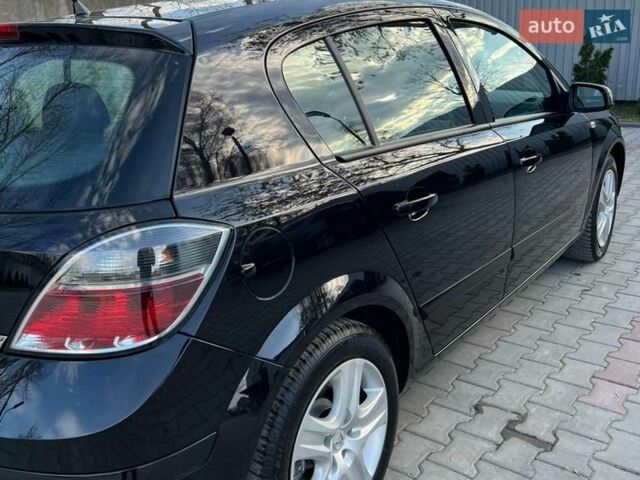 Черный Опель Астра, объемом двигателя 1.8 л и пробегом 233 тыс. км за 6500 $, фото 16 на Automoto.ua