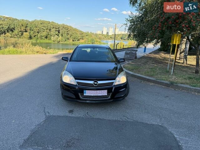Черный Опель Астра, объемом двигателя 1.6 л и пробегом 230 тыс. км за 4750 $, фото 2 на Automoto.ua
