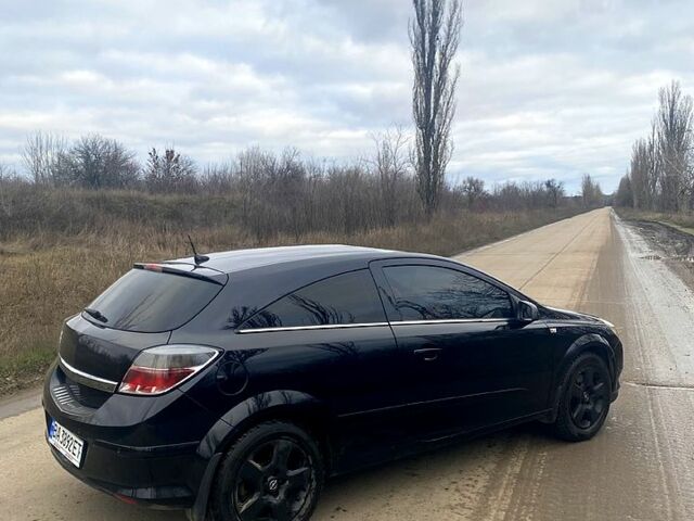 Черный Опель Астра, объемом двигателя 1.6 л и пробегом 258 тыс. км за 6000 $, фото 4 на Automoto.ua