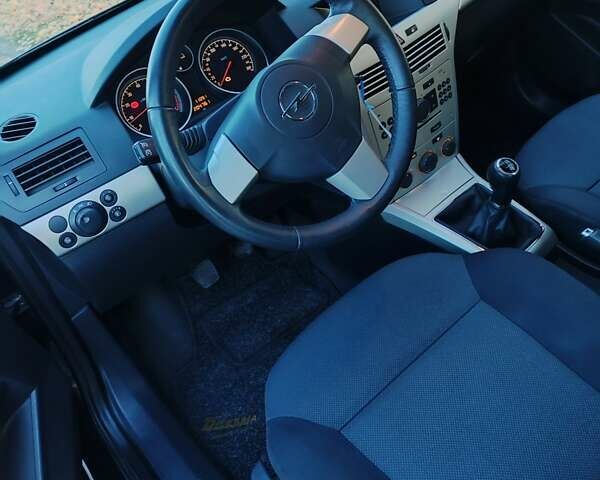 Чорний Опель Астра, об'ємом двигуна 1.6 л та пробігом 204 тис. км за 5350 $, фото 26 на Automoto.ua