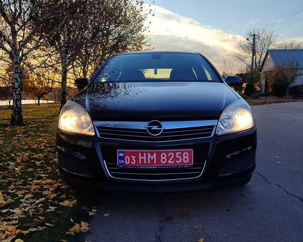 Чорний Опель Астра, об'ємом двигуна 1.6 л та пробігом 204 тис. км за 5350 $, фото 1 на Automoto.ua