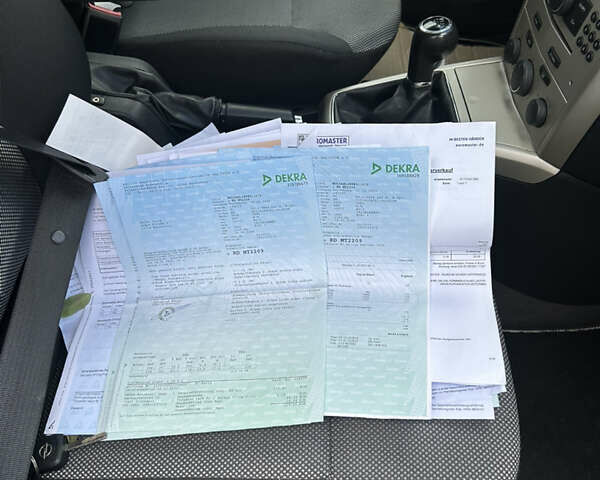 Черный Опель Астра, объемом двигателя 1.6 л и пробегом 233 тыс. км за 5900 $, фото 6 на Automoto.ua