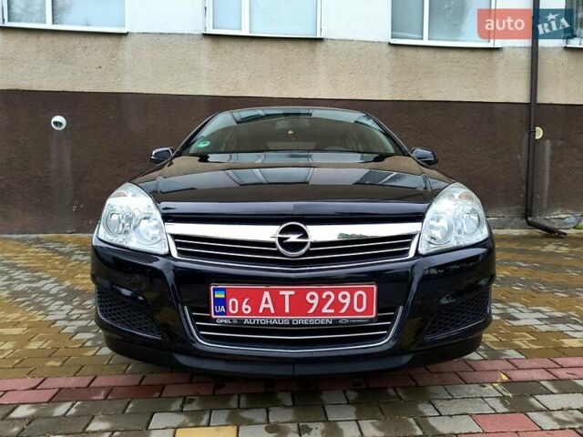 Чорний Опель Астра, об'ємом двигуна 1.6 л та пробігом 255 тис. км за 4799 $, фото 3 на Automoto.ua