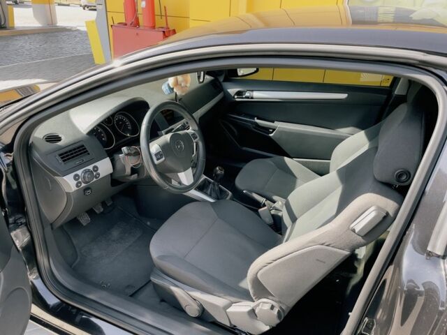 Опель Астра 2009 в Ровно на Automoto.ua Черный Опель Астра, объемом двигателя 1.6 л и пробегом 208 тыс. км за 5800 $, фото 14 на Automoto.ua