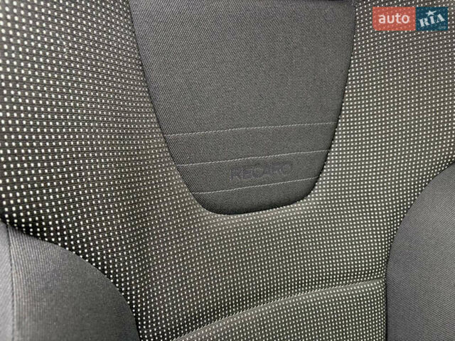 Черный Опель Астра, объемом двигателя 1.6 л и пробегом 245 тыс. км за 5650 $, фото 20 на Automoto.ua