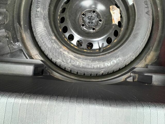 Черный Опель Астра, объемом двигателя 1.6 л и пробегом 246 тыс. км за 5650 $, фото 22 на Automoto.ua