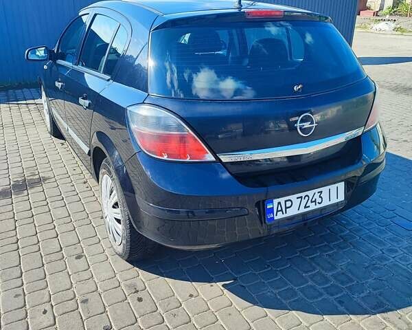 Черный Опель Астра, объемом двигателя 1.4 л и пробегом 199 тыс. км за 4100 $, фото 6 на Automoto.ua