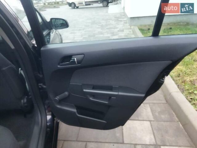 Чорний Опель Астра, об'ємом двигуна 1.4 л та пробігом 202 тис. км за 5250 $, фото 18 на Automoto.ua