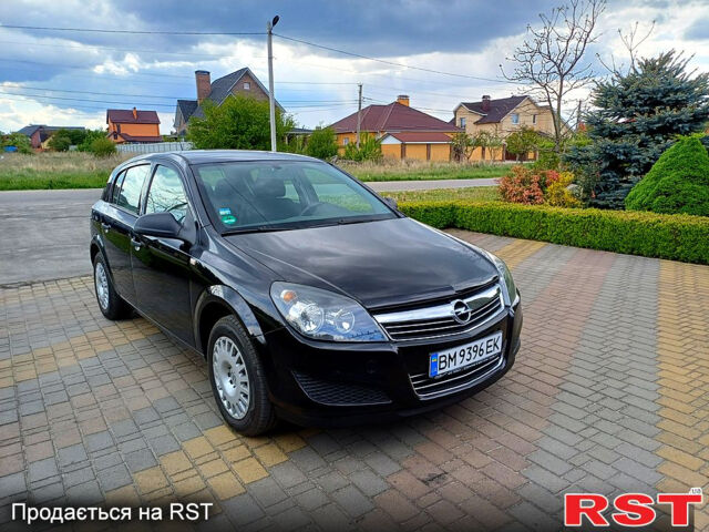 Черный Опель Астра, объемом двигателя 1.4 л и пробегом 211 тыс. км за 6000 $, фото 4 на Automoto.ua