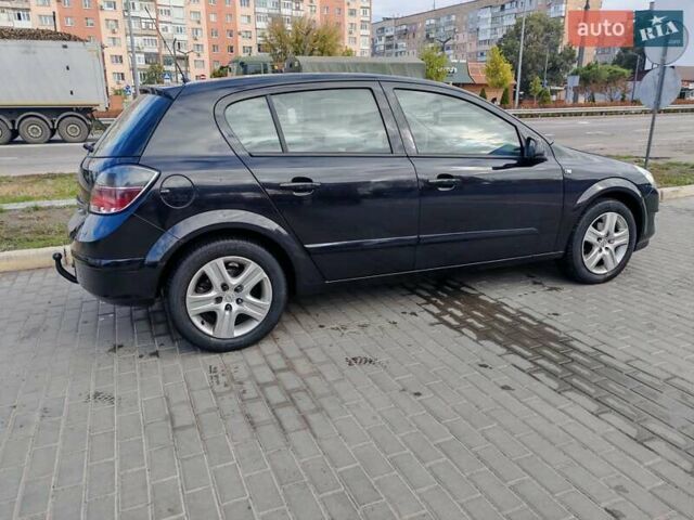 Черный Опель Астра, объемом двигателя 1.6 л и пробегом 194 тыс. км за 5000 $, фото 10 на Automoto.ua