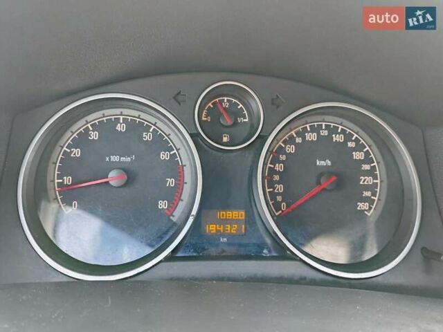 Черный Опель Астра, объемом двигателя 1.6 л и пробегом 194 тыс. км за 5000 $, фото 22 на Automoto.ua