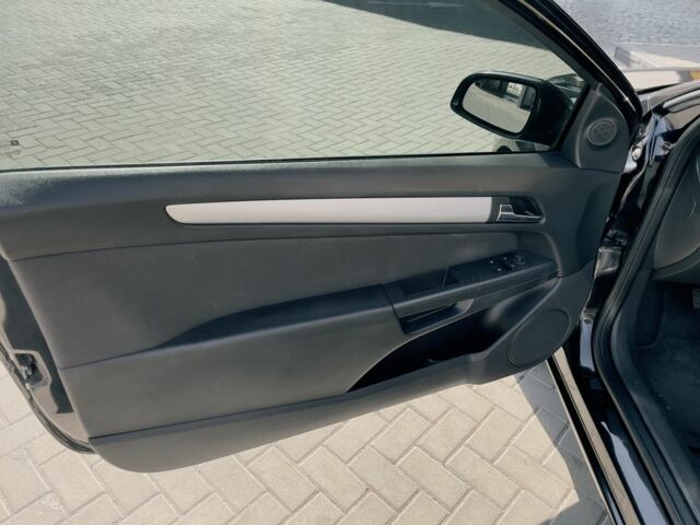 Опель Астра 2009 в Ровно на Automoto.ua Черный Опель Астра, объемом двигателя 1.6 л и пробегом 208 тыс. км за 5800 $, фото 13 на Automoto.ua