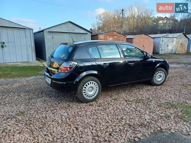 Черный Опель Астра, объемом двигателя 1.4 л и пробегом 212 тыс. км за 5900 $, фото 12 на Automoto.ua