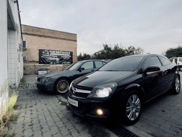 Опель Астра 2009 в Ровно на Automoto.ua Черный Опель Астра, объемом двигателя 1.6 л и пробегом 208 тыс. км за 5800 $, фото 2 на Automoto.ua