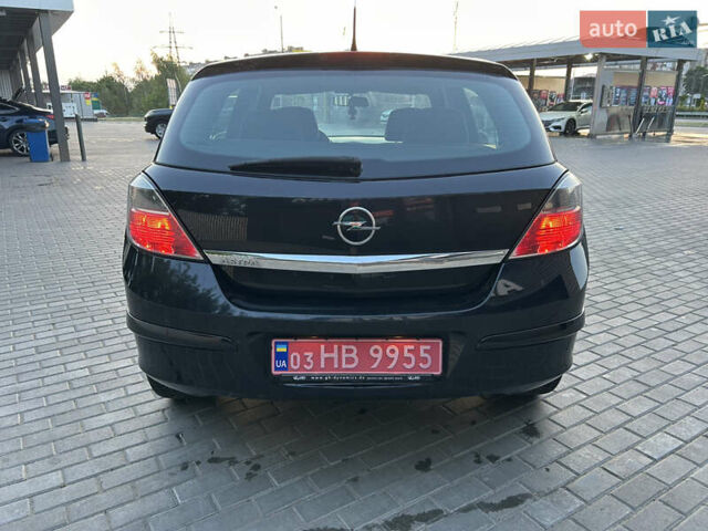 Черный Опель Астра, объемом двигателя 1.6 л и пробегом 190 тыс. км за 5000 $, фото 8 на Automoto.ua