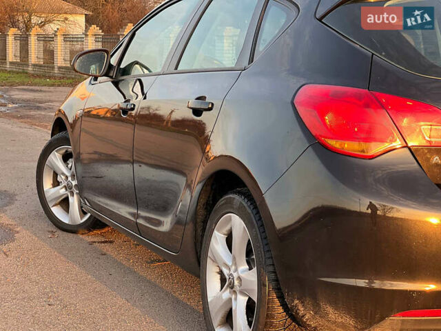 Чорний Опель Астра, об'ємом двигуна 0 л та пробігом 185 тис. км за 5700 $, фото 13 на Automoto.ua