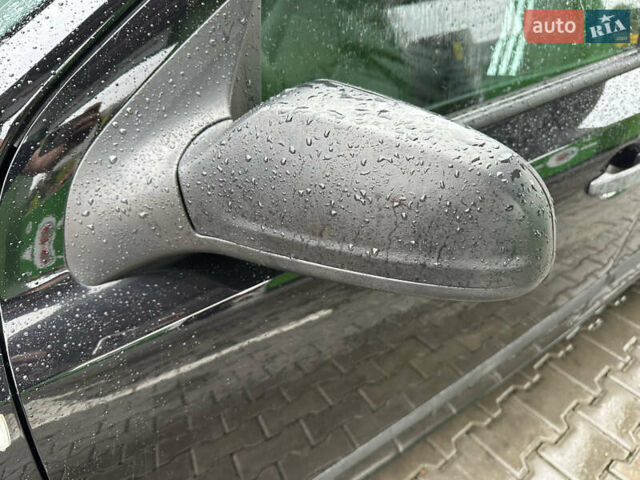 Черный Опель Астра, объемом двигателя 1.6 л и пробегом 98 тыс. км за 6150 $, фото 8 на Automoto.ua