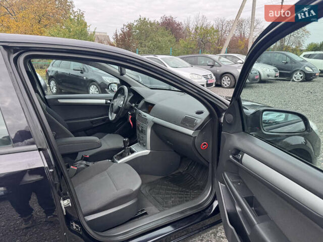 Опель Астра 2009 в Звенигородка на Automoto.ua Черный Опель Астра, объемом двигателя 1.6 л и пробегом 250 тыс. км за 5550 $, фото 36 на Automoto.ua