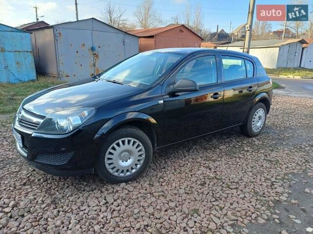 Черный Опель Астра, объемом двигателя 1.4 л и пробегом 212 тыс. км за 5900 $, фото 9 на Automoto.ua