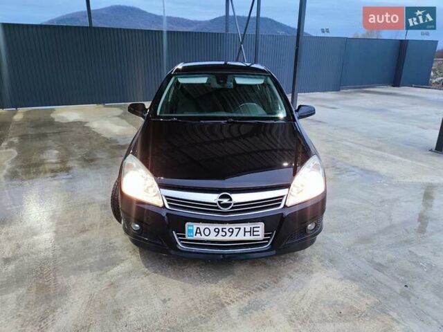 Чорний Опель Астра, об'ємом двигуна 1.6 л та пробігом 253 тис. км за 5900 $, фото 4 на Automoto.ua