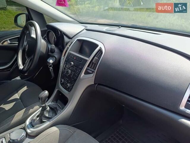 Черный Опель Астра, объемом двигателя 1.6 л и пробегом 113 тыс. км за 8200 $, фото 11 на Automoto.ua