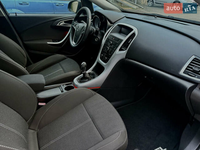 Опель Астра 2010 в Ровно на Automoto.ua Черный Опель Астра, объемом двигателя 1.4 л и пробегом 147 тыс. км за 6499 $, фото 25 на Automoto.ua