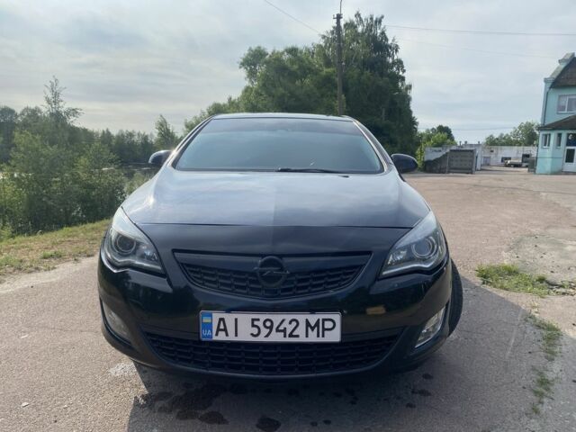 Черный Опель Астра, объемом двигателя 1.4 л и пробегом 220 тыс. км за 6200 $, фото 1 на Automoto.ua