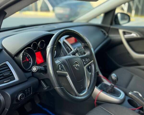 Чорний Опель Астра, об'ємом двигуна 1.6 л та пробігом 142 тис. км за 6000 $, фото 16 на Automoto.ua