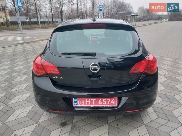 Черный Опель Астра, объемом двигателя 1.6 л и пробегом 133 тыс. км за 8500 $, фото 3 на Automoto.ua