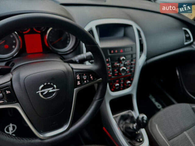 Опель Астра 2010 в Ровно на Automoto.ua Черный Опель Астра, объемом двигателя 1.4 л и пробегом 147 тыс. км за 6499 $, фото 18 на Automoto.ua