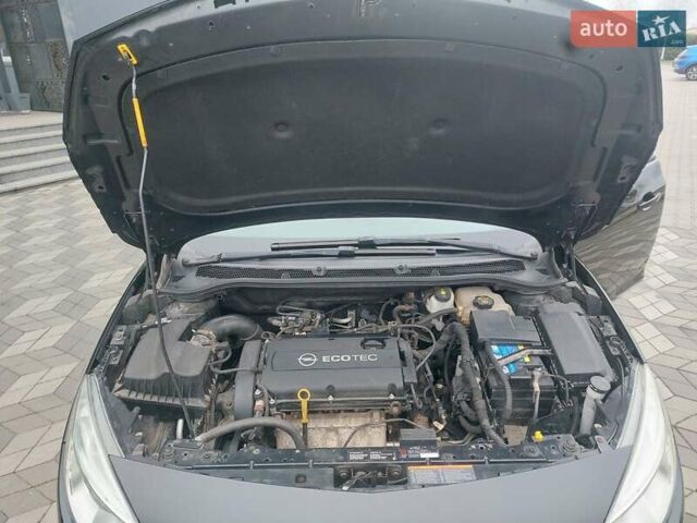 Черный Опель Астра, объемом двигателя 1.6 л и пробегом 133 тыс. км за 8500 $, фото 17 на Automoto.ua