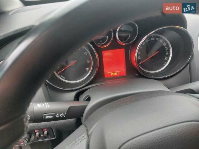 Черный Опель Астра, объемом двигателя 1.6 л и пробегом 133 тыс. км за 8500 $, фото 6 на Automoto.ua