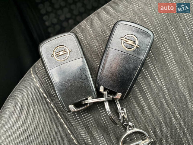 Чорний Опель Астра, об'ємом двигуна 1.69 л та пробігом 239 тис. км за 5777 $, фото 50 на Automoto.ua
