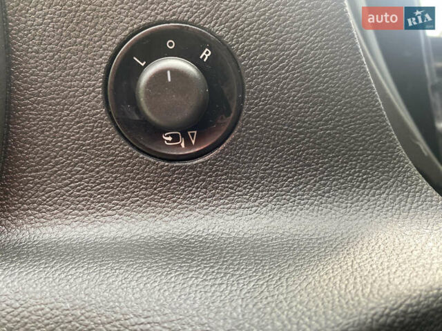 Опель Астра 2010 у Коропе на Automoto.ua Чорний Опель Астра, об'ємом двигуна 1.36 л та пробігом 220 тис. км за 6200 $, фото 15 на Automoto.ua