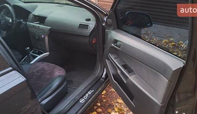 Чорний Опель Астра, об'ємом двигуна 1.4 л та пробігом 173 тис. км за 5500 $, фото 7 на Automoto.ua