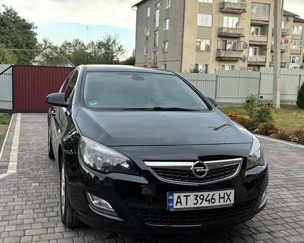 Черный Опель Астра, объемом двигателя 1.69 л и пробегом 235 тыс. км за 6500 $, фото 6 на Automoto.ua