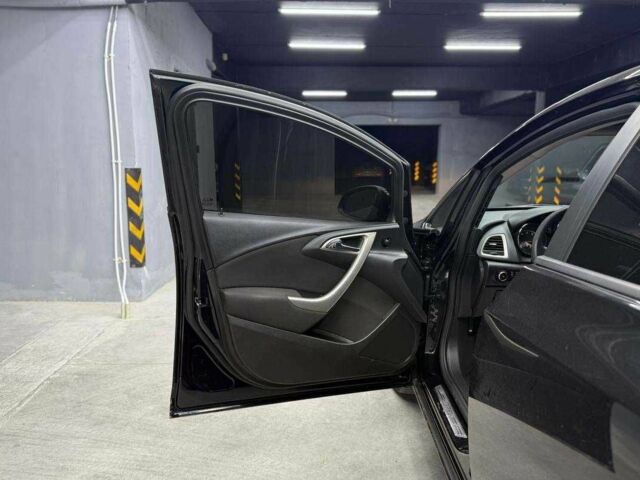 Черный Опель Астра, объемом двигателя 1.6 л и пробегом 180 тыс. км за 7700 $, фото 6 на Automoto.ua